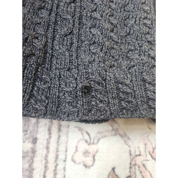 Shannon Woolen Mills Women's Sz. 2X Grey Cableknit Wool Cardigan Sweater - Picture 6 of 7